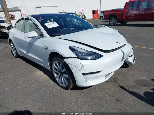 5YJ3E1EA0LF709197 2020 TESLA MODEL 3