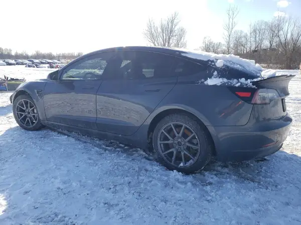 5YJ3E1EA0LF739266 2020 TESLA MODEL 3 - Image 2