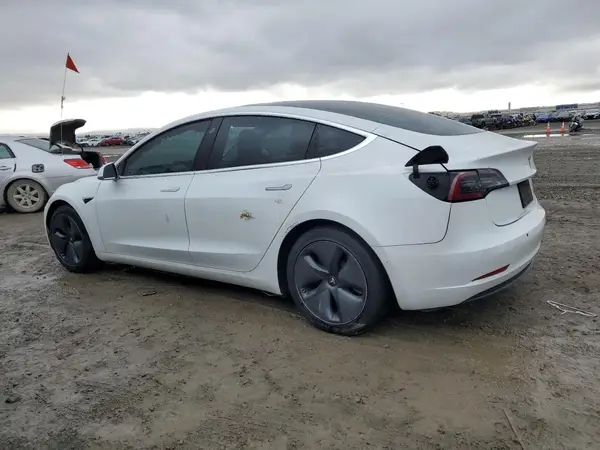 5YJ3E1EA0LF739932 2020 TESLA MODEL 3 - Image 2