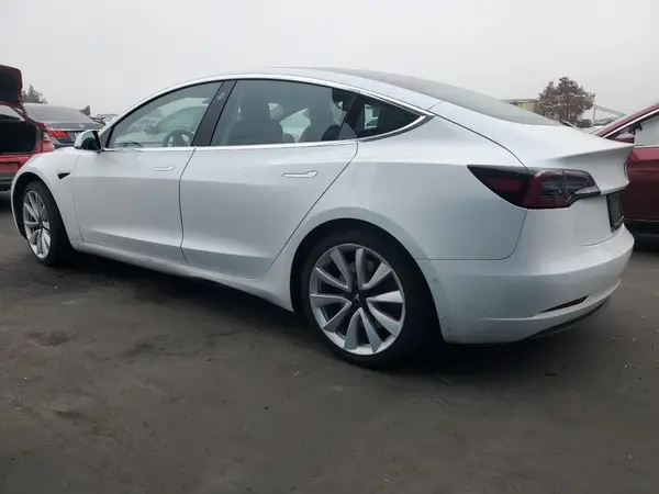 5YJ3E1EA0LF740837 2020 TESLA MODEL 3 - Image 2