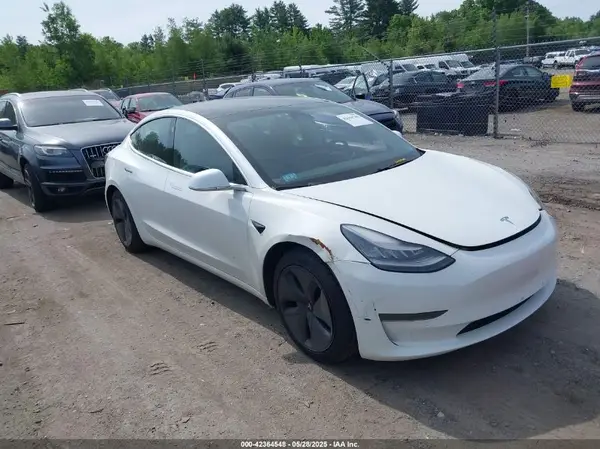 5YJ3E1EA0LF747089 2020 TESLA MODEL 3 - Image 1