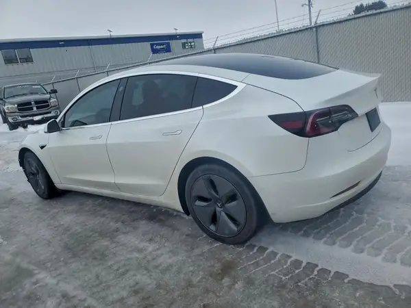 5YJ3E1EA0LF780027 2020 TESLA MODEL 3 - Image 2