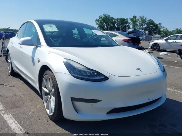 5YJ3E1EA0LF785695 2020 TESLA MODEL 3 - Image 1