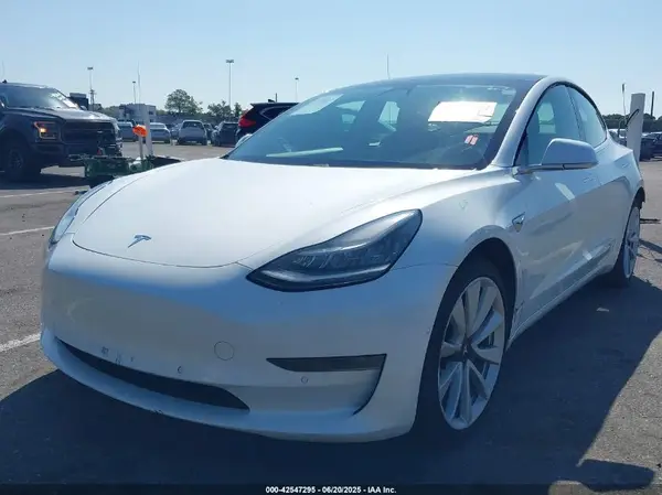5YJ3E1EA0LF785695 2020 TESLA MODEL 3 - Image 2