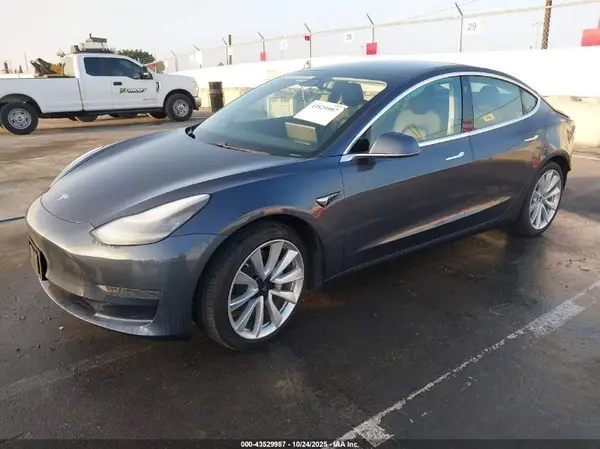 5YJ3E1EA0LF792954 2020 TESLA MODEL 3 - Image 2