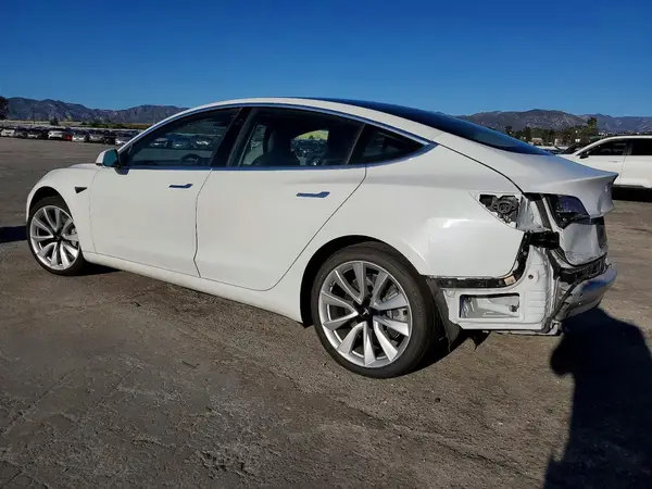 5YJ3E1EA0LF802477 2020 TESLA MODEL 3 - Image 2