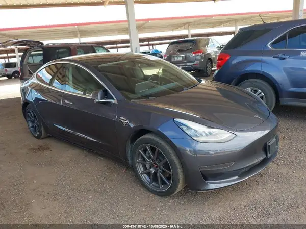 5YJ3E1EA0LF803452 2020 TESLA MODEL 3 - Image 1