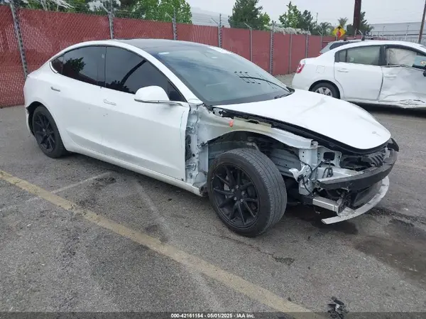 5YJ3E1EA0LF803984 2020 TESLA MODEL 3 - Image 1