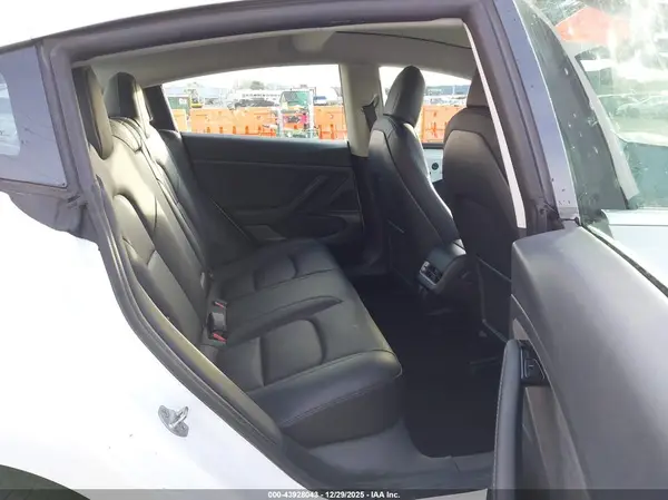 5YJ3E1EA0LF804567 2020 TESLA MODEL 3 - Image 8