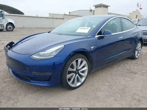 5YJ3E1EA0LF806285 2020 TESLA MODEL 3 - Image 2