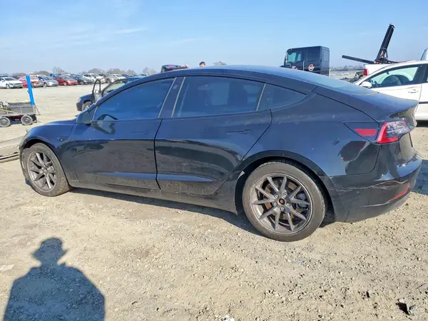 5YJ3E1EA0MF003431 2021 TESLA MODEL 3 - Image 2