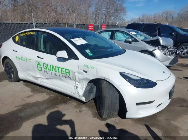 5YJ3E1EA0MF009620 2021 TESLA MODEL 3 - Image 1
