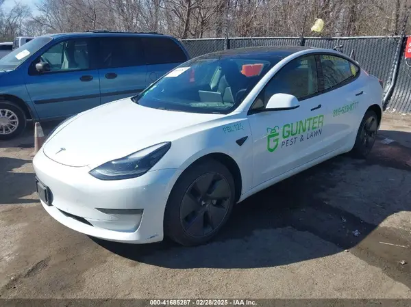 5YJ3E1EA0MF009620 2021 TESLA MODEL 3 - Image 2
