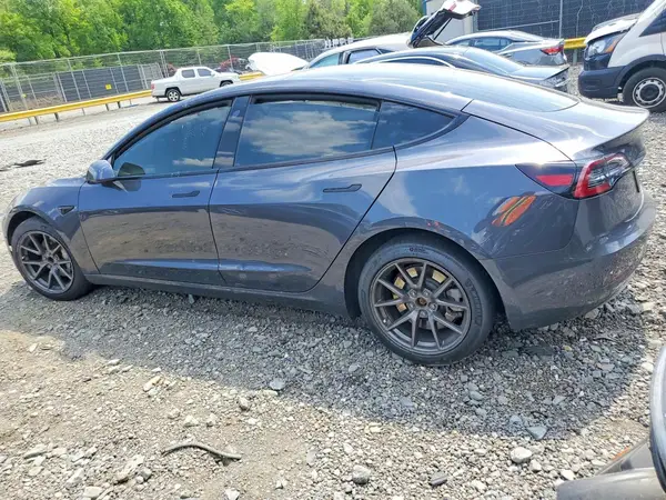 5YJ3E1EA0MF015949 2021 TESLA MODEL 3 - Image 2
