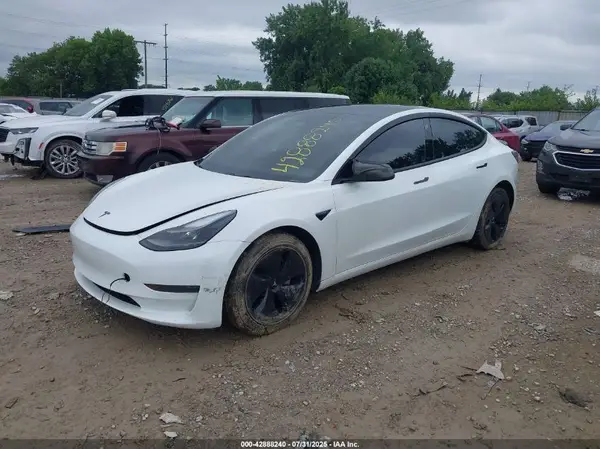 5YJ3E1EA0MF016051 2021 TESLA MODEL 3 - Image 2