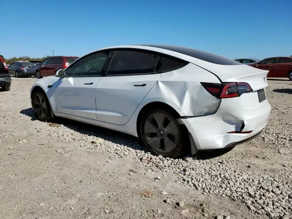 5YJ3E1EA0MF016213 2021 TESLA MODEL 3 - Image 2