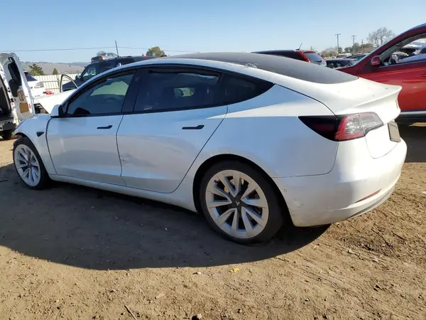 5YJ3E1EA0MF017765 2021 TESLA MODEL 3 - Image 2