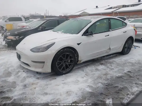 5YJ3E1EA0MF018768 2021 TESLA MODEL 3 - Image 2