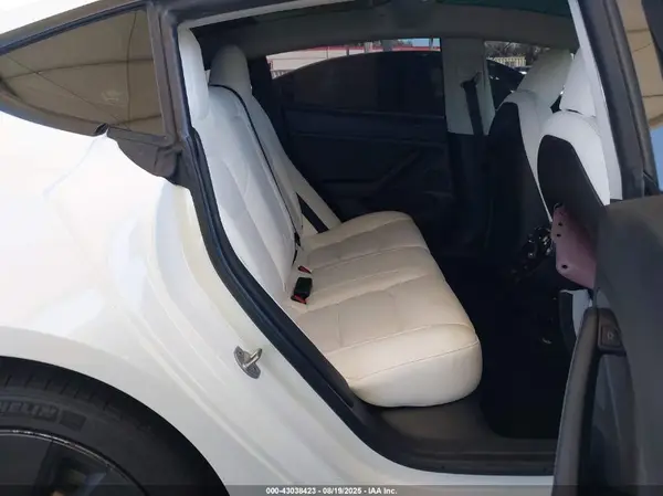 5YJ3E1EA0MF026126 2021 TESLA MODEL 3 - Image 8