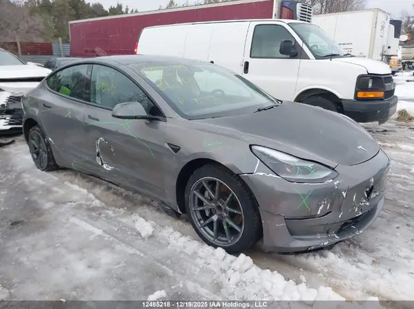 5YJ3E1EA0MF051348 2021 TESLA MODEL 3 - Image 1