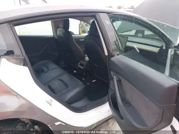 5YJ3E1EA0MF051348 2021 TESLA MODEL 3 - Image 8