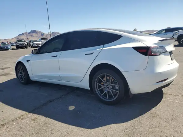 5YJ3E1EA0MF053102 2021 TESLA MODEL 3 - Image 2