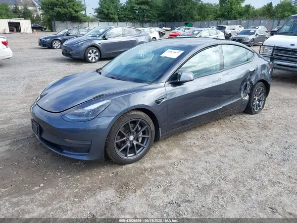 5YJ3E1EA0MF060535 2021 TESLA MODEL 3 - Image 2