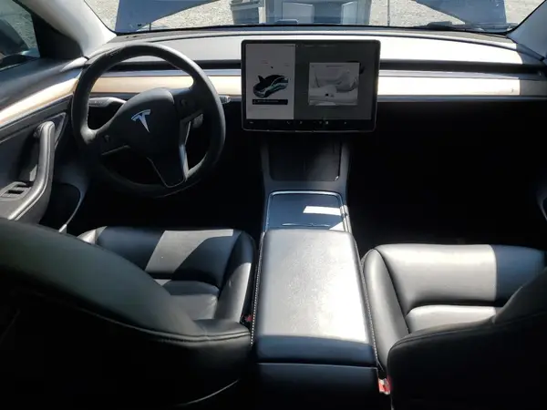5YJ3E1EA0MF063693 2021 TESLA MODEL 3 - Image 8