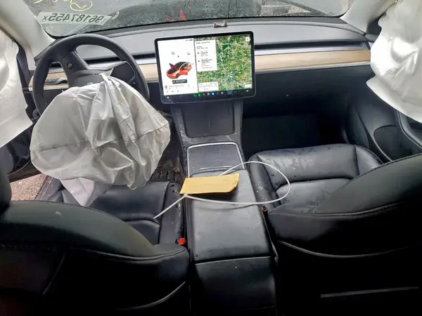 5YJ3E1EA0MF075309 2021 TESLA MODEL 3 - Image 8
