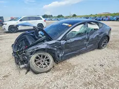 5YJ3E1EA0MF081711 2021 TESLA MODEL 3