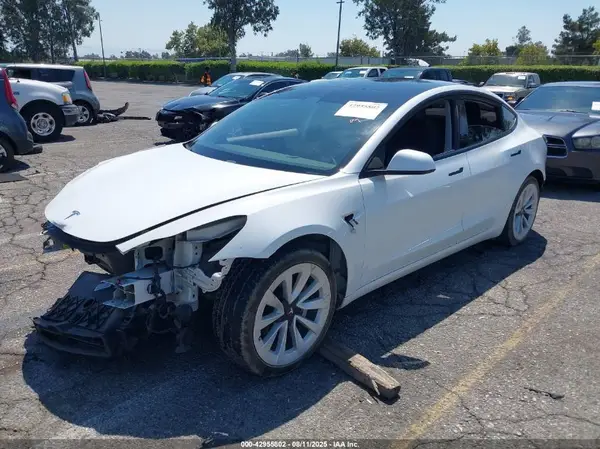 5YJ3E1EA0MF082390 2021 TESLA MODEL 3 - Image 2