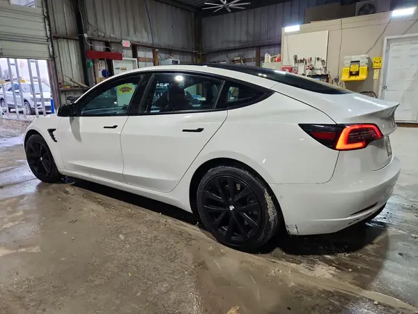 5YJ3E1EA0MF086066 2021 TESLA MODEL 3 - Image 2