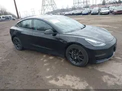 5YJ3E1EA0MF087122 2021 TESLA MODEL 3