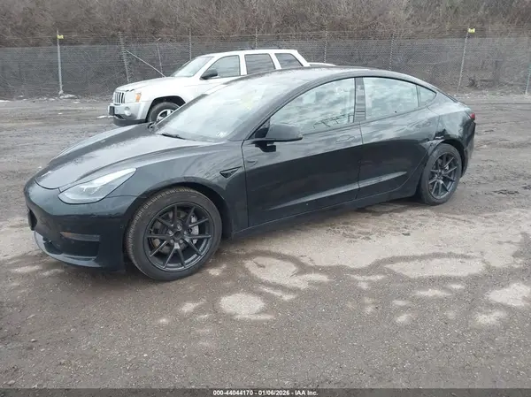 5YJ3E1EA0MF087122 2021 TESLA MODEL 3 - Image 2