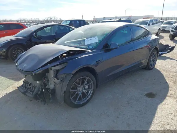 5YJ3E1EA0MF088240 2021 TESLA MODEL 3 - Image 2