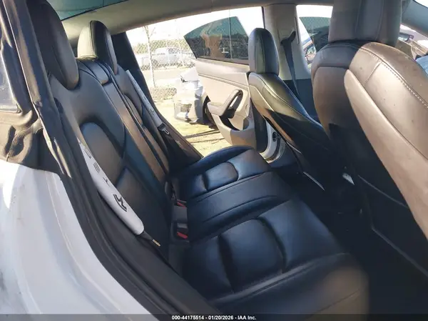 5YJ3E1EA0MF088268 2021 TESLA MODEL 3 - Image 8