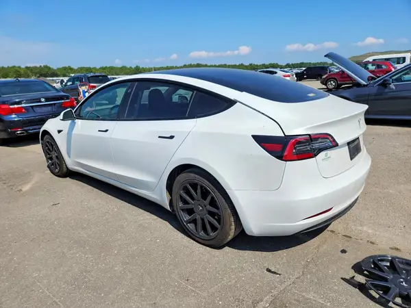 5YJ3E1EA0MF090103 2021 TESLA MODEL 3 - Image 2
