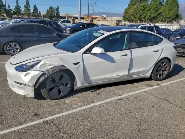 5YJ3E1EA0MF091011 2021 TESLA MODEL 3 - Image 1