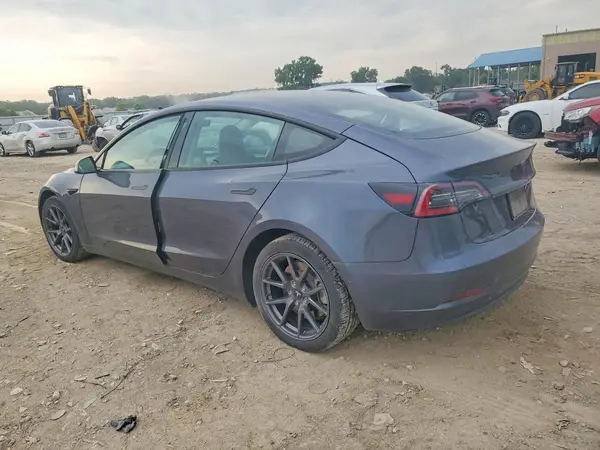 5YJ3E1EA0MF091641 2021 TESLA MODEL 3 - Image 2