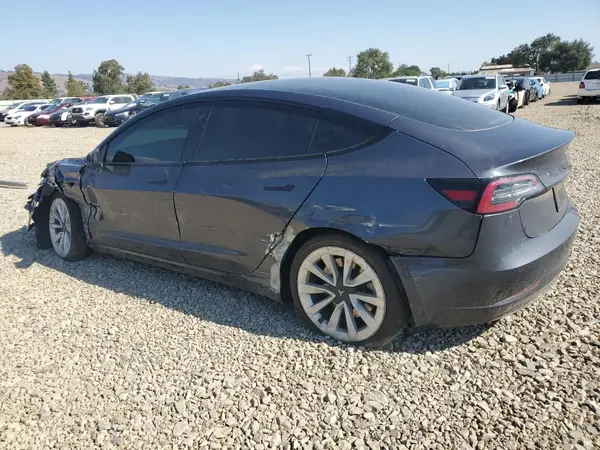 5YJ3E1EA0MF093986 2021 TESLA MODEL 3 - Image 2