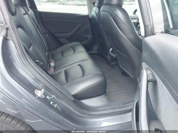 5YJ3E1EA0MF096824 2021 TESLA MODEL 3 - Image 8