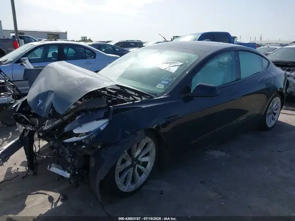 5YJ3E1EA0MF097228 2021 TESLA MODEL 3 - Image 2