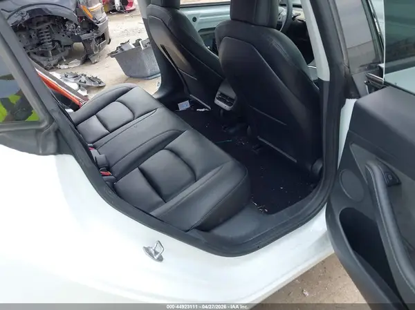 5YJ3E1EA0MF098878 2021 TESLA MODEL 3 - Image 8