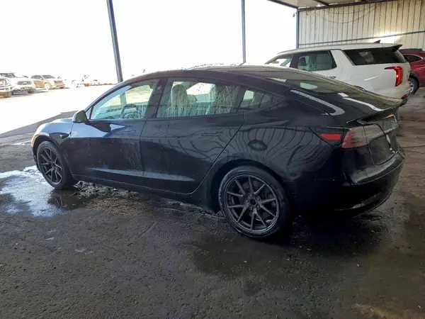 5YJ3E1EA0MF099058 2021 TESLA MODEL 3 - Image 2