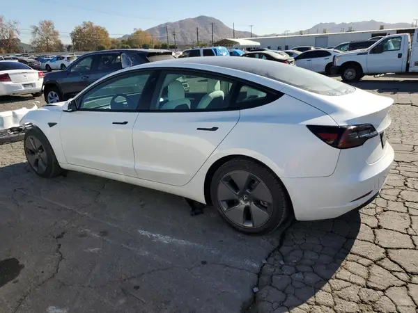 5YJ3E1EA0MF100063 2021 TESLA MODEL 3 - Image 2