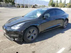 5YJ3E1EA0MF100130 2021 TESLA MODEL 3