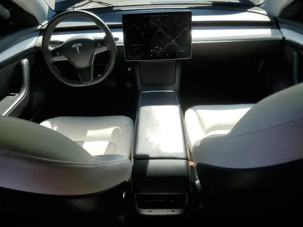 5YJ3E1EA0MF100130 2021 TESLA MODEL 3 - Image 8