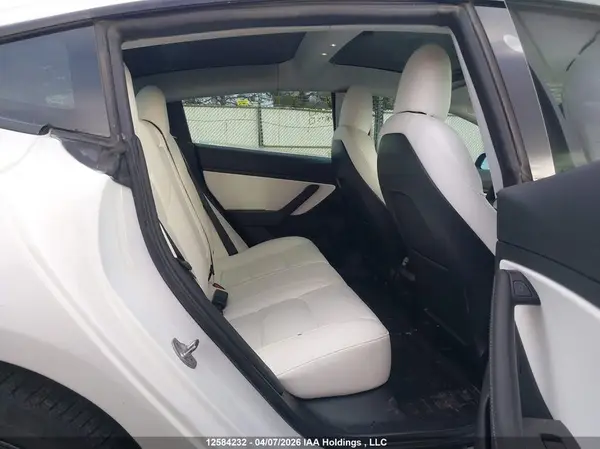 5YJ3E1EA0MF840504 2021 TESLA MODEL 3 - Image 8