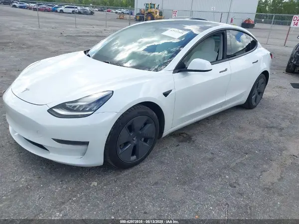 5YJ3E1EA0MF851745 2021 TESLA MODEL 3 - Image 2