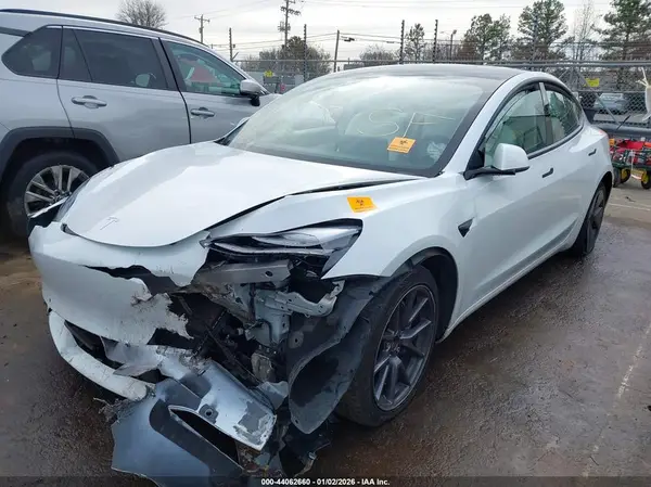 5YJ3E1EA0MF853818 2021 TESLA MODEL 3 - Image 2
